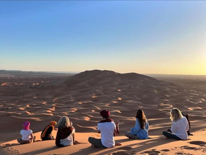 Hotel Bivouac Camel Trips à Merzouga Extérieur photo