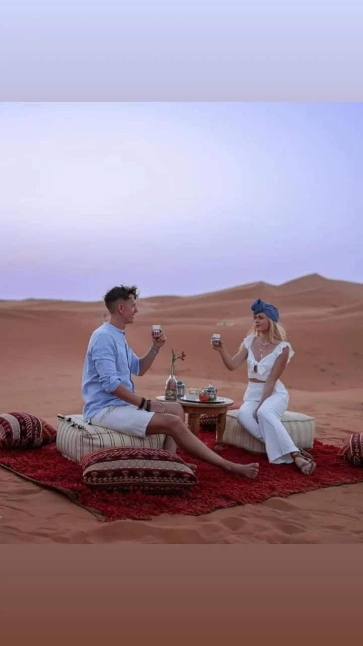 Hotel Bivouac Camel Trips à Merzouga Extérieur photo