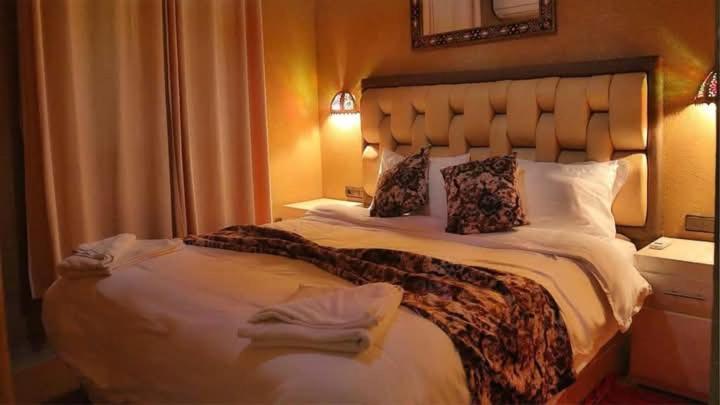 Hotel Bivouac Camel Trips à Merzouga Extérieur photo