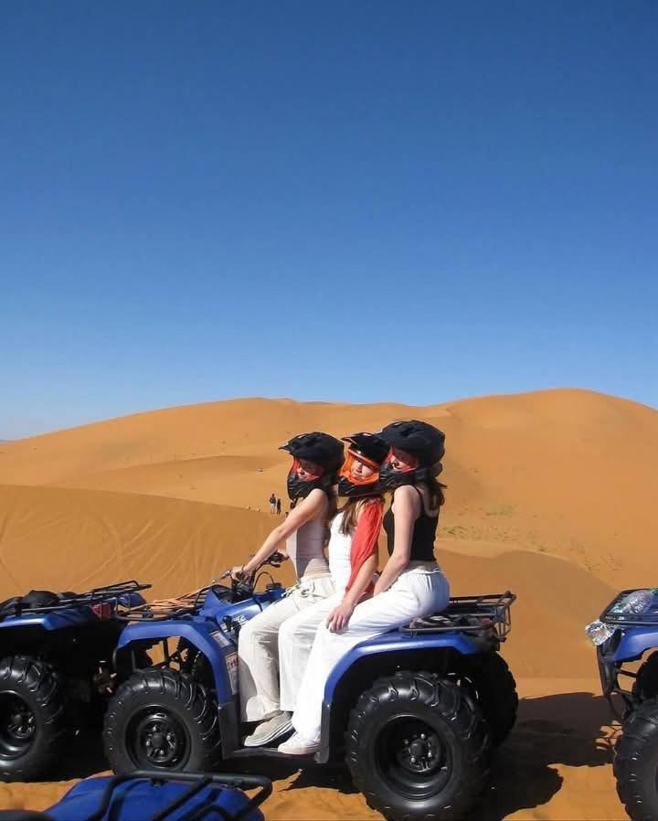 Hotel Bivouac Camel Trips à Merzouga Extérieur photo